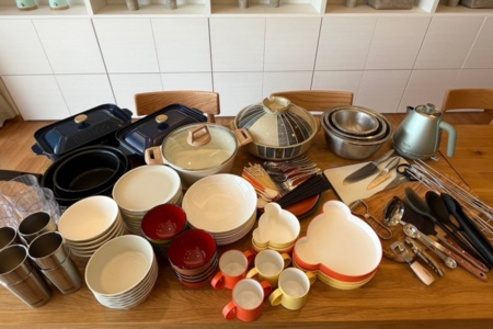 調理器具や食器類 取り揃えています