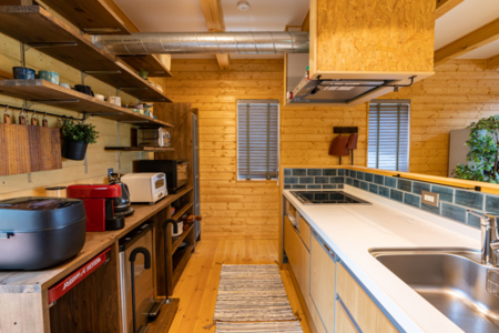 広いアイランドキッチン