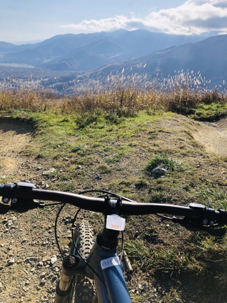 岩岳をマウンテンバイクで疾走！