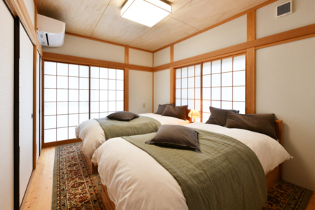 檜をふんだんに使用した寝室はまさに極楽