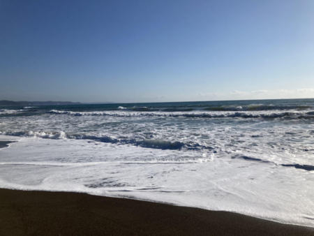 透き通った海と白い砂浜♪