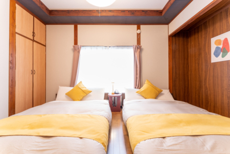 寝室 / ダブルベッド×2