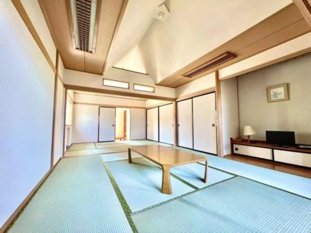 和室1部屋(14畳、洗面トイレ付）