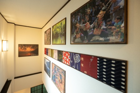 【館内】地元の写真等で飾ってます