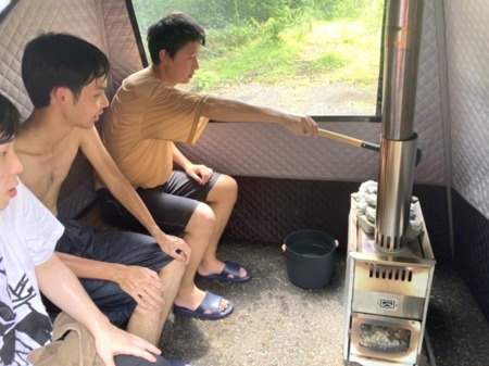 【テントサウナ】ロウリュも可能です