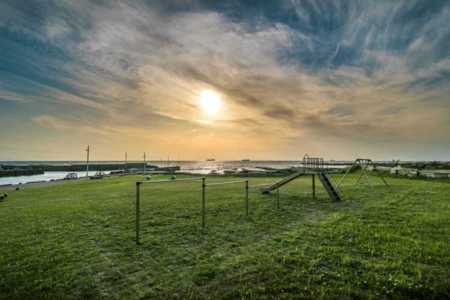 洲崎漁港隣の公園