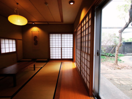 1階　和室（布団5組）