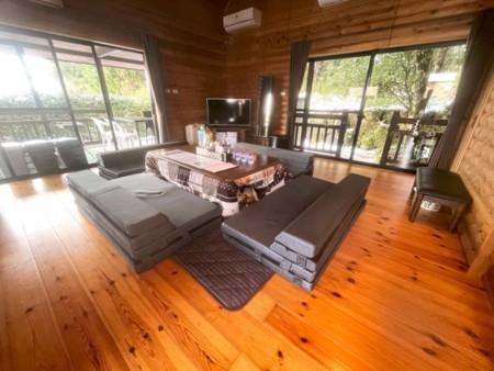 こたつを設置・ローソファーベット4台