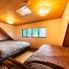 2階の寝室・ダブルベットが３台