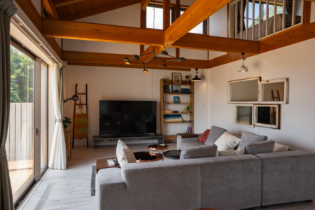 FireTV搭載の100型テレビ