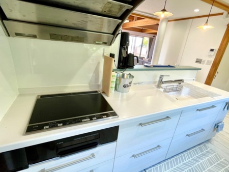 キッチンはIHコンロ仕様