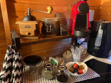 珈琲、紅茶など無料で提供しております。