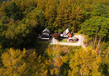 周りには当施設以外何もありません。