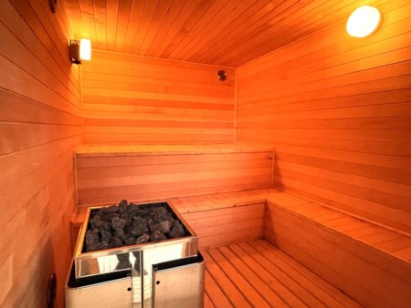 サウナ　8名以上、ロウリュ対応♨