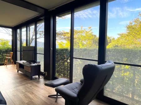 緑に囲まれたロケーション