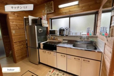 キッチンは自宅と同様の調理器具が準備