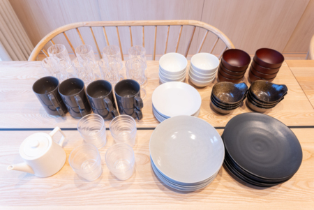 食器（人数分のご用意がございます）