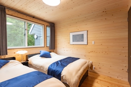 セミダブルｘ２です