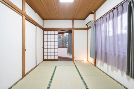 敷布団付きの和室