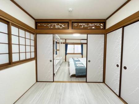 ２階　ベッドルーム