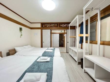 ２階　ベッドルーム