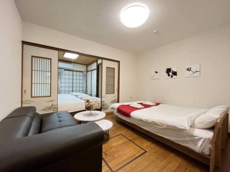 １階　ベッドルーム