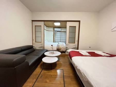 １階　ベッドルーム