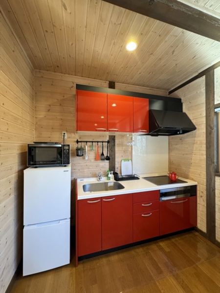 IHコンロシステムキッチンでいつもの食卓