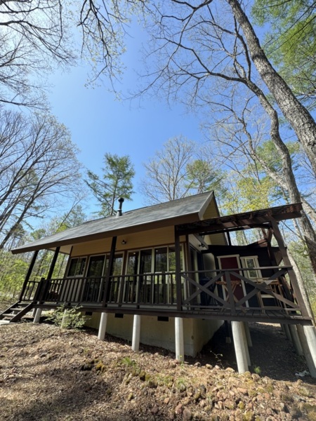 カステラcolorのコンパクトな家。