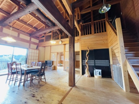 18畳のリビング