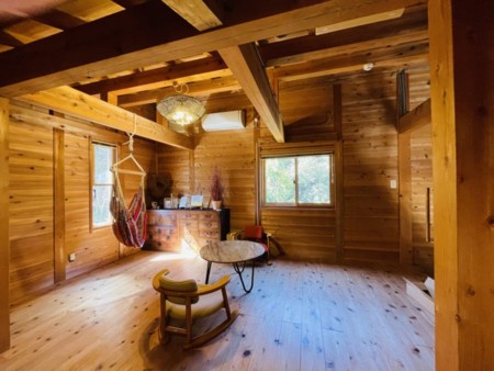 2階のロフトでハンモック