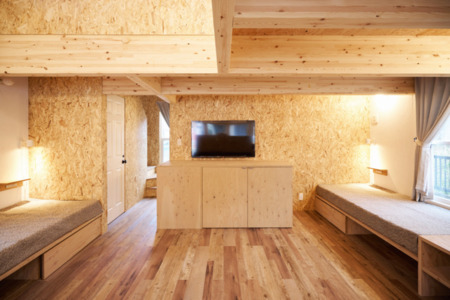 木のぬくもりのリビングエリア