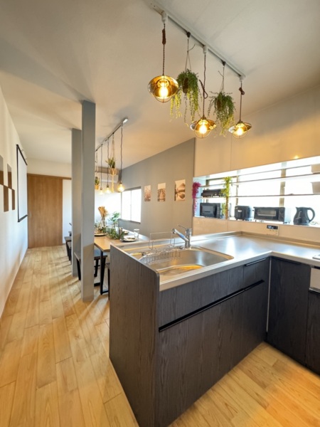 エアコンダイニングテーブル暖房Wi-Fi