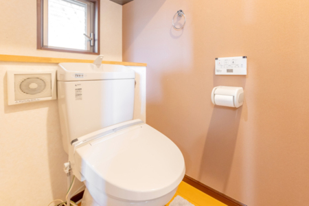 トイレは各階に1箇所ずつあります。