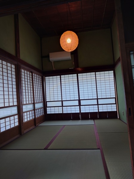 ６畳間寝室①