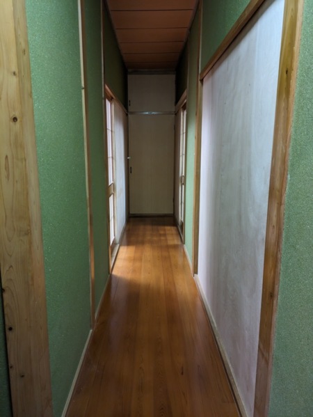 寝室までの廊下