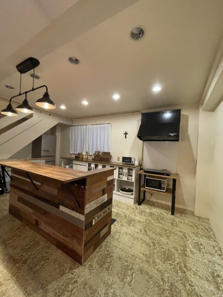 広々としたカフェの様なキッチン