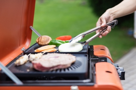 面倒な火おこし不要の簡単BBQ