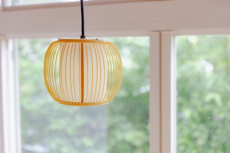 1F和室の縁側にて