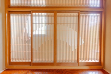 書院窓もついた昔ながらの和室