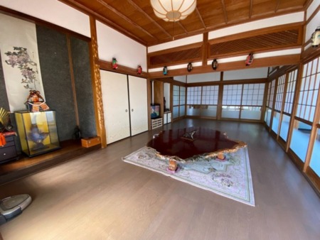緑の景観を楽しめるくつろぎ空間