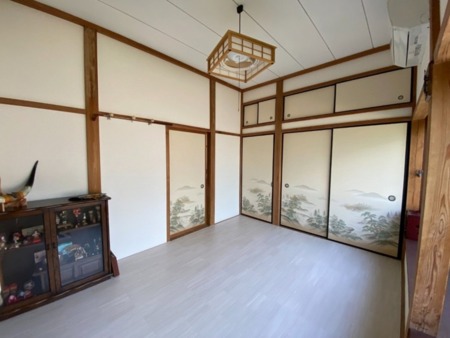 布団付き寝室