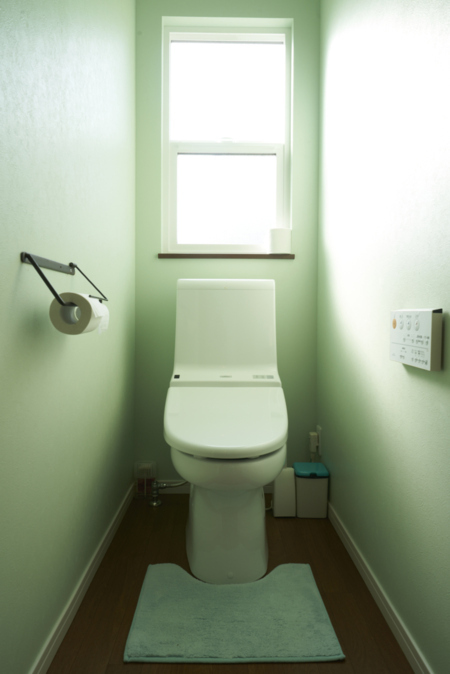 トイレは男女別で2つ完備！