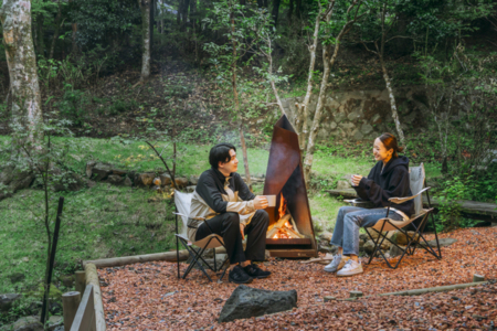 ファイヤーピット（キャンプチェア10脚）