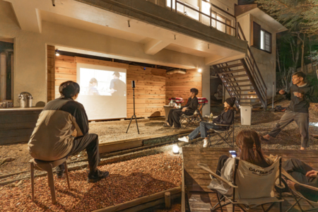 屋外シアターも可能