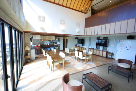 特大リビング本格的キッチン付き