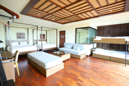 201寝室最大8名様