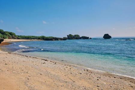 宮古ブルーの海が近いです。