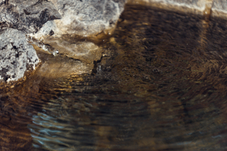 美肌効果のある源泉掛け流し「美人の湯」