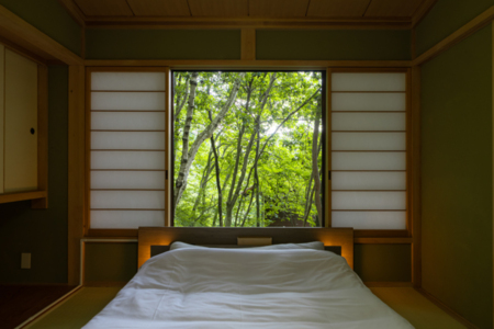 美しい景色を楽しめる寝室